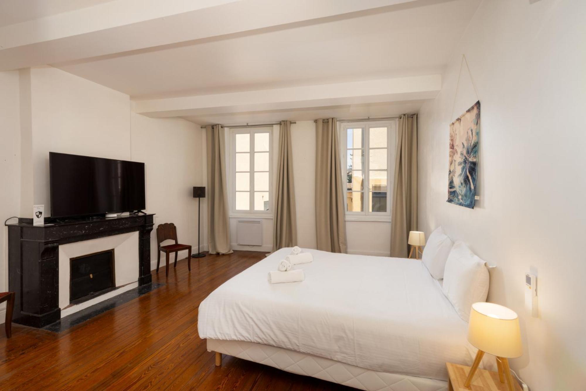 Appartement Le Grand Authentique à Carcassonne Extérieur photo